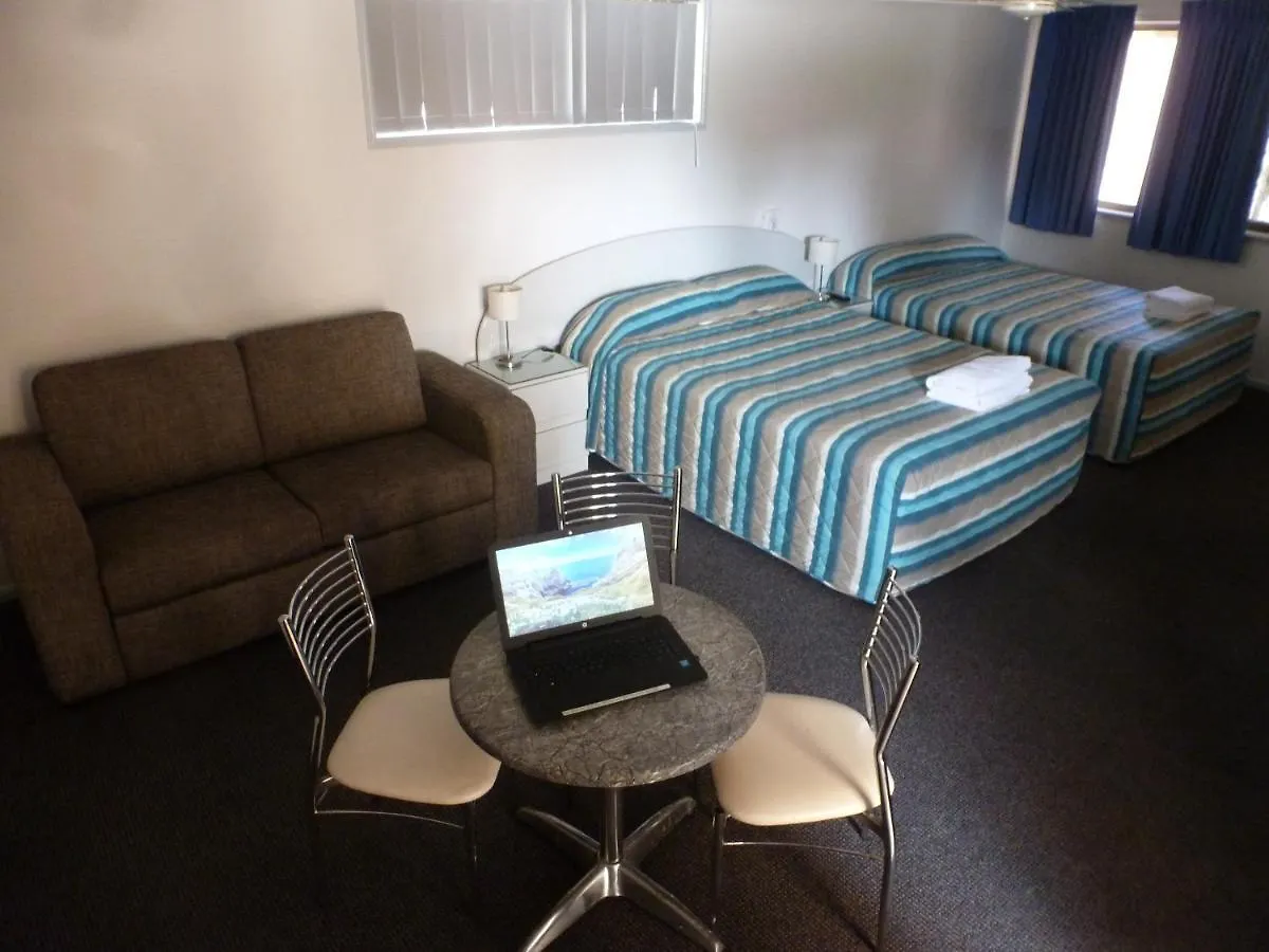 Aspley Carsel Motor Inn Brisbane 3*,  Australië